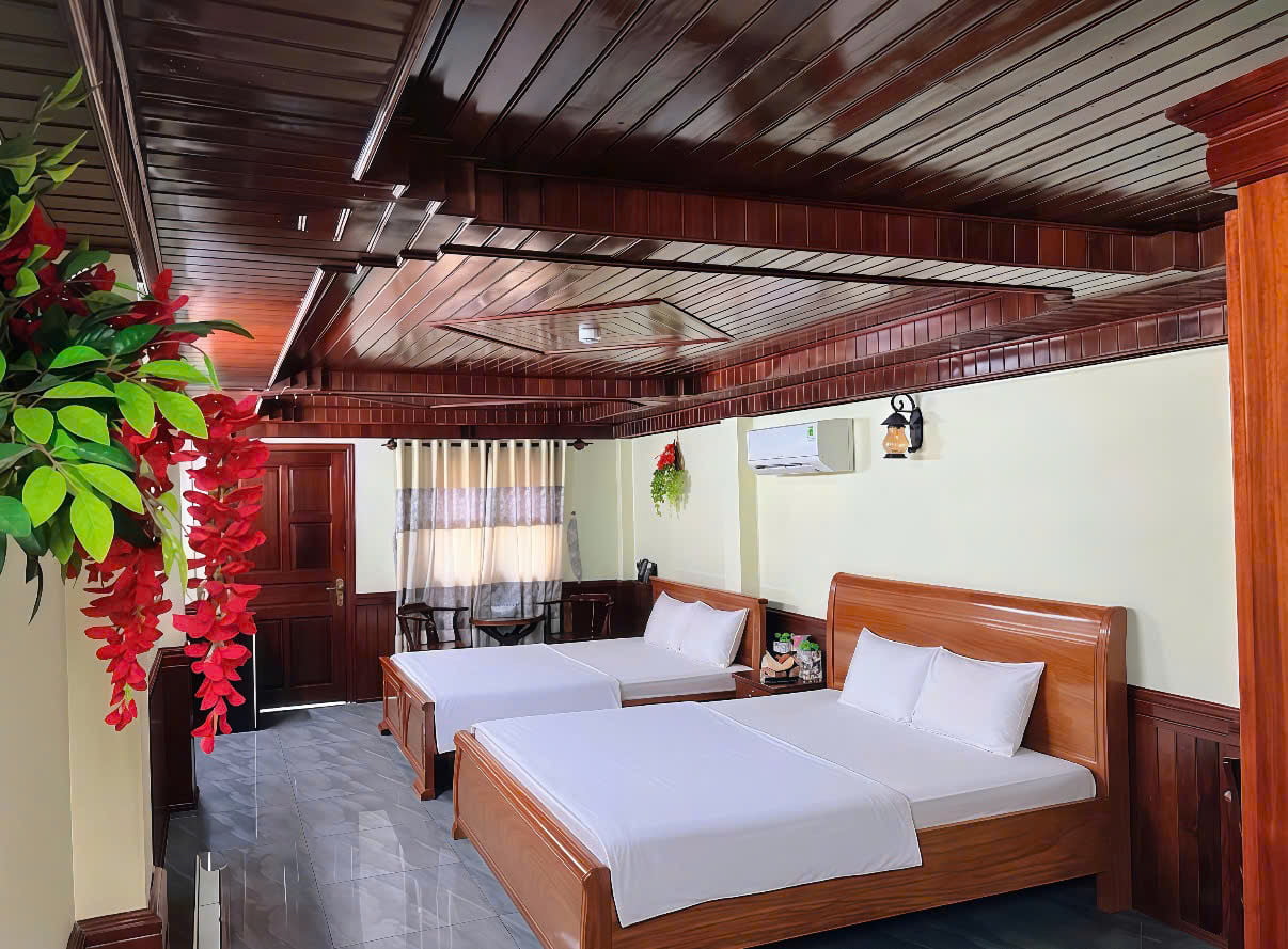 Phòng Deluxe 4 Người